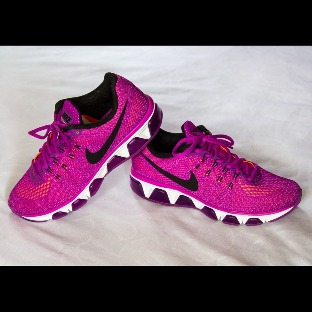 Nike Tailwind 8 Sneakers NWOT!